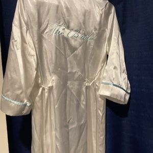 Bride robe, white with blue trim, medium